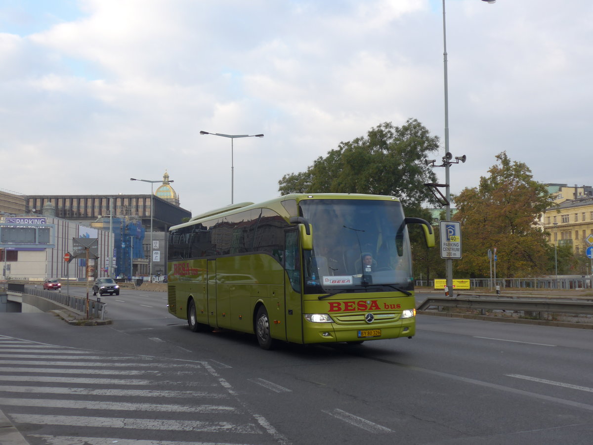 (198'943) - Aus D�nemark: BESA, Bronshoj - BY 80'326 - Mercedes am 21. Oktober 2018 in Praha, Hlavn� N�draz�
