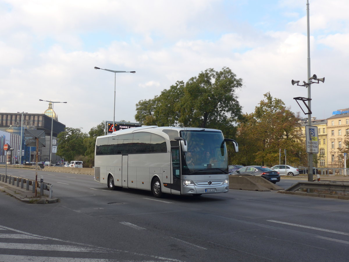 (198'955) - Aus Deutschland: ??? - RO-DA 1415 - Mercedes am 21. Oktober 2018 in Praha, Hlavn� N�draz�
