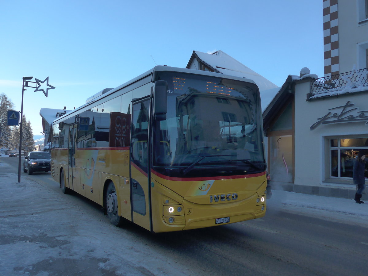 (200'263) - PostAuto Graub�nden - GR 170'438 - Iveco am 26. Dezember 2018 in Lenzerheide, Post