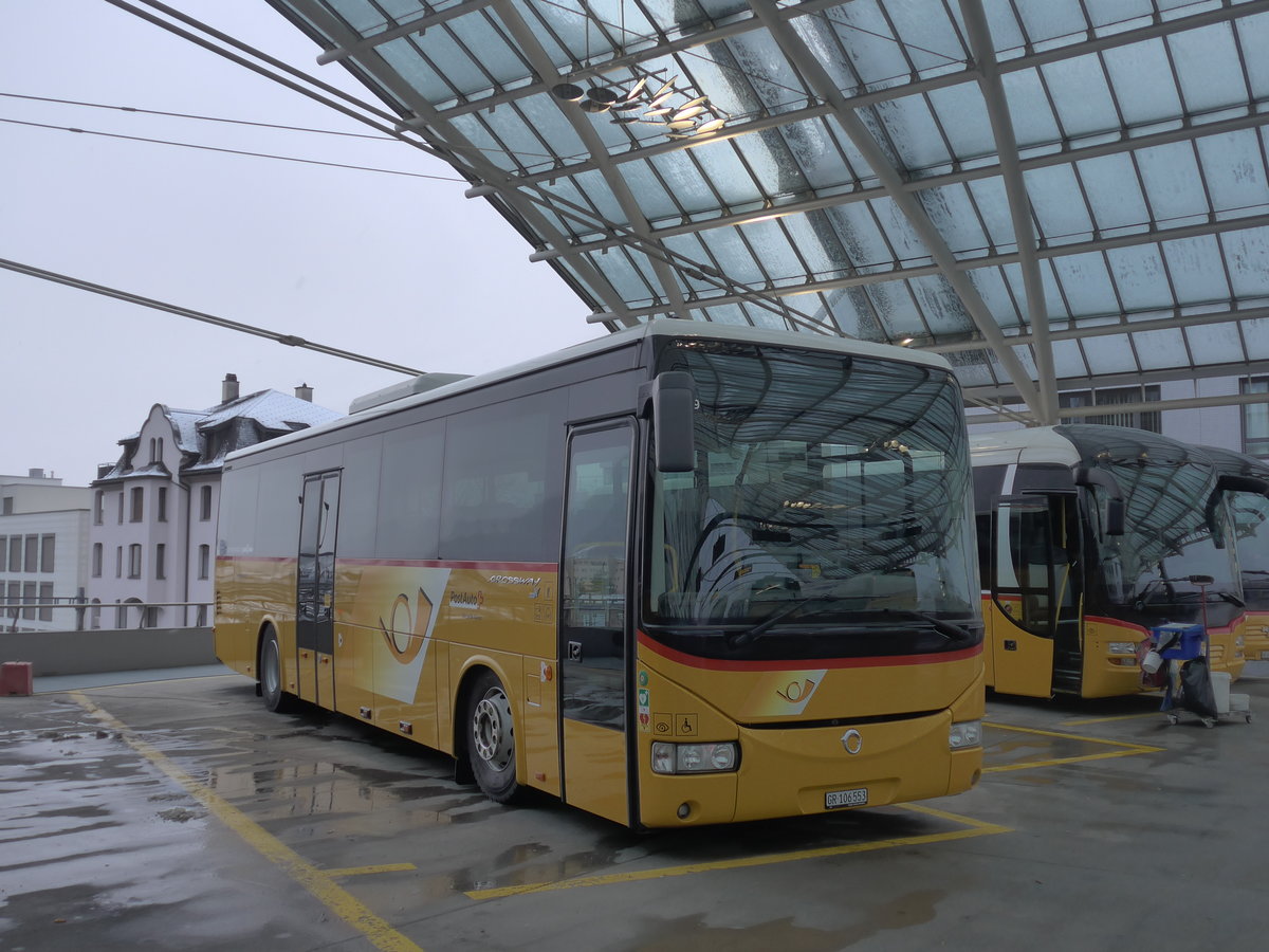 (200'549) - PostAuto Graub�nden - GR 106'553 - Irisbus am 2. Januar 2019 in Chur, Postautostation