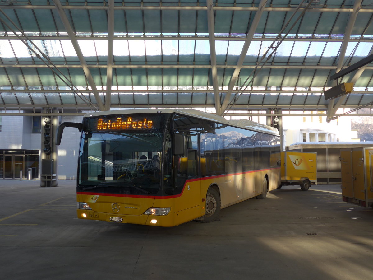 (201'226) - PostAuto Graub�nden - GR 159'303 - Mercedes am 19. Januar 2019 in Chur, Postautostation