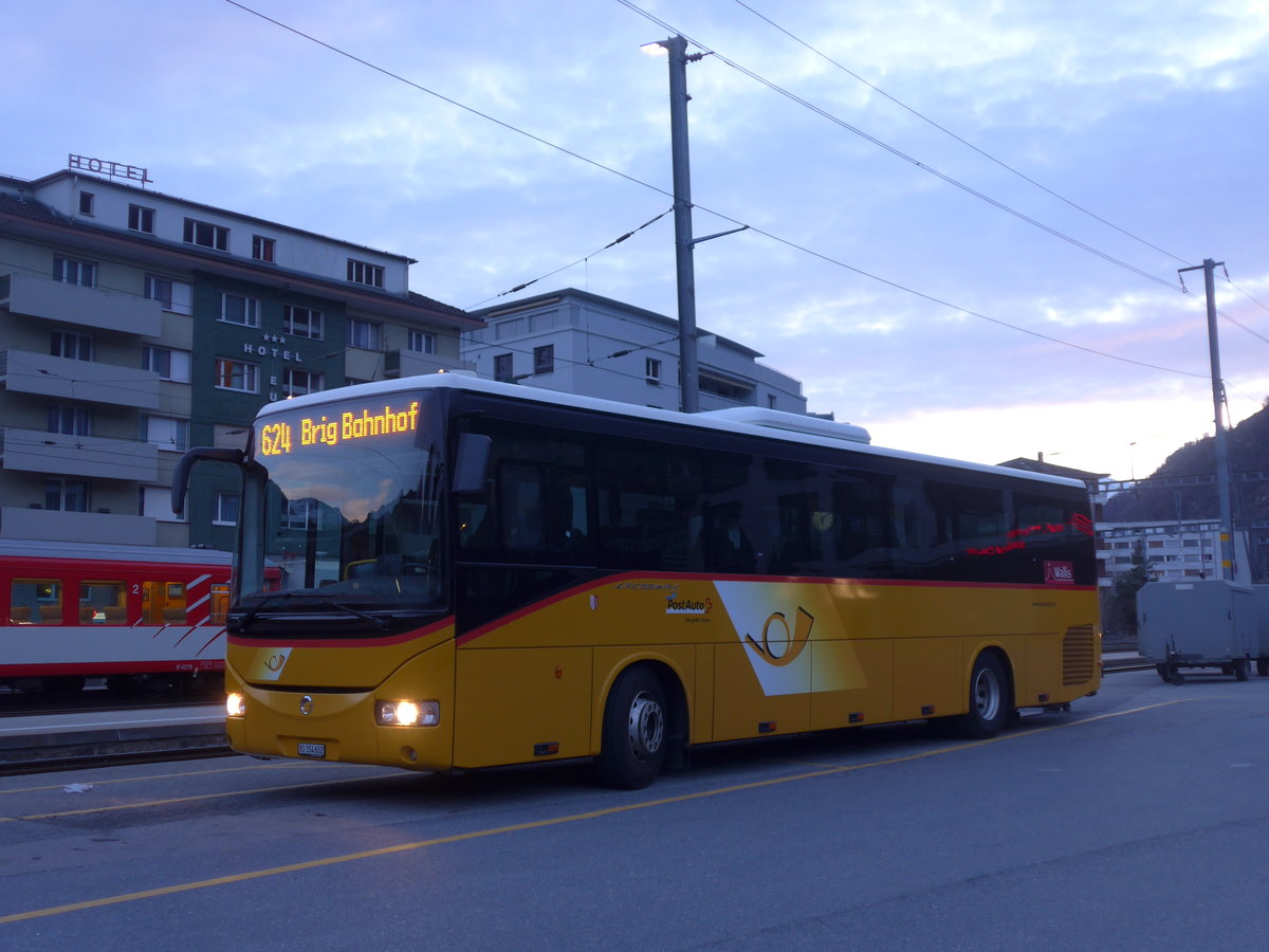 (201'929) - PostAuto Wallis - VS 354'602 - Irisbus am 3. M�rz 2019 beim Bahnhof Brig