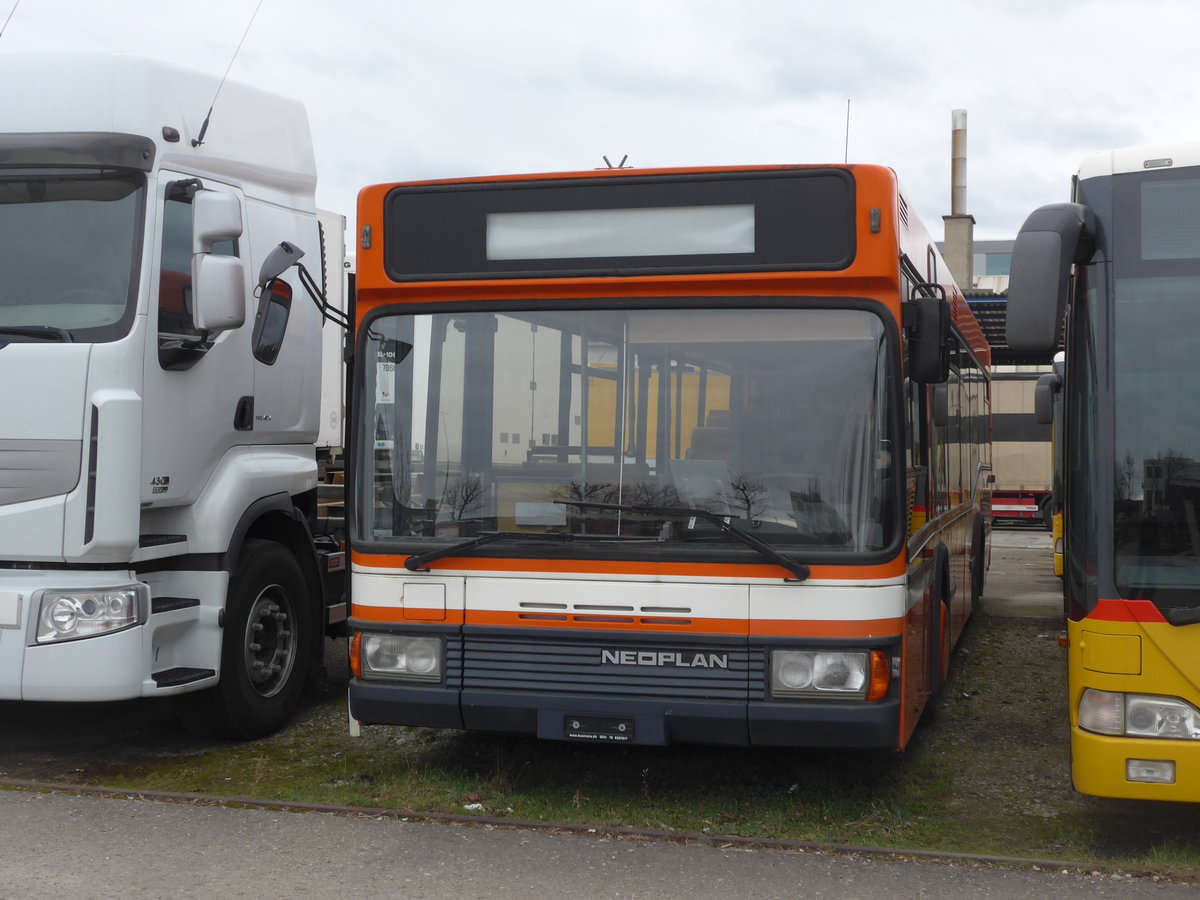(201'954) - AOT Amriswil - Nr. 4 - Neoplan am 4. M�rz 2019 in Frauenfeld, Langdorfstrasse