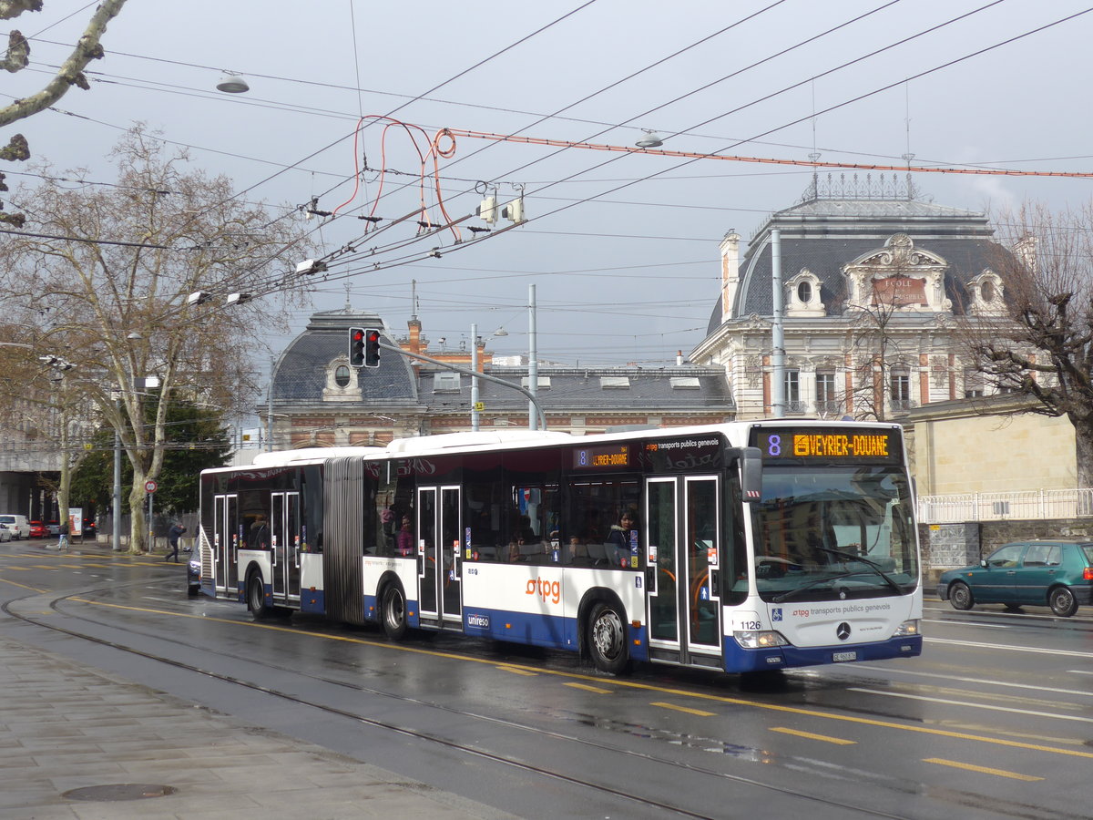 (202'238) - TPG Gen�ve - Nr. 1126/GE 960'876 - Mercedes am 11. M�rz 2019 in Gen�ve, Place des Vingt-Deux-Cantons