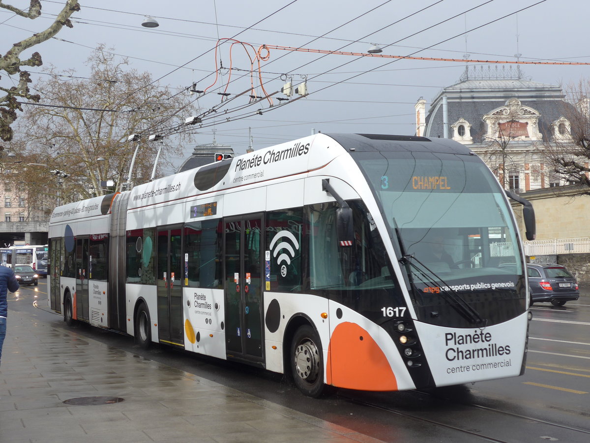 (202'241) - TPG Gen�ve - Nr. 1617 - Van Hool Gelenktrolleybus am 11. M�rz 2019 in Ten�ve, Place des Vingt-Deux-Cantons