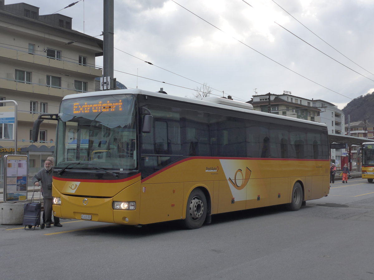 (202'471) - PostAuto Wallis - VS 415'900 - Irisbus am 17. M�rz 2019 beim Bahnhof Brig