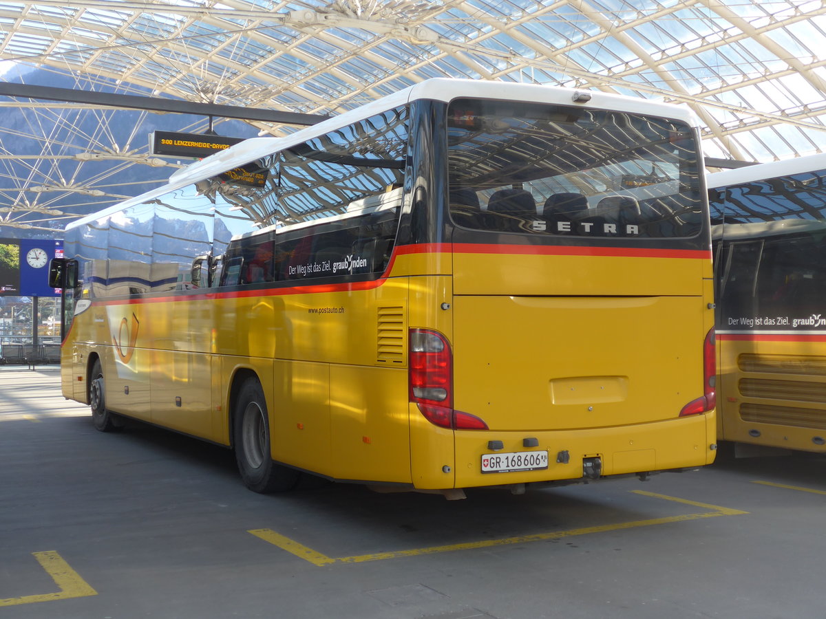 (202'590) - PostAuto Graub�nden - GR 168'606 - Setra am 20. M�rz 2019 in Chur, Postautostation