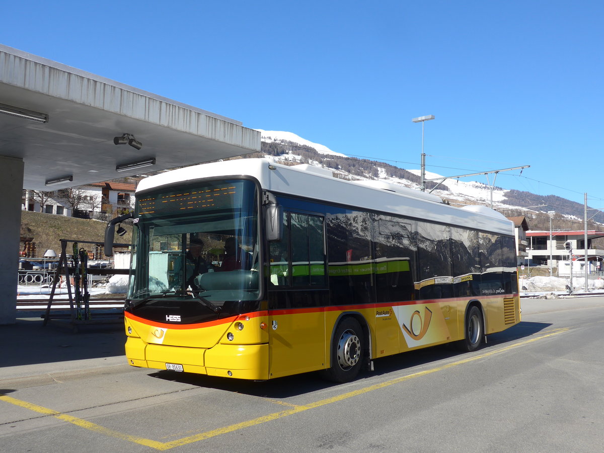(202'646) - PostAuto Graub�nden - GR 85'630 - Scania/Hess am 20. M�rz 2019 beim Bahnhof Scuol-Tarasp