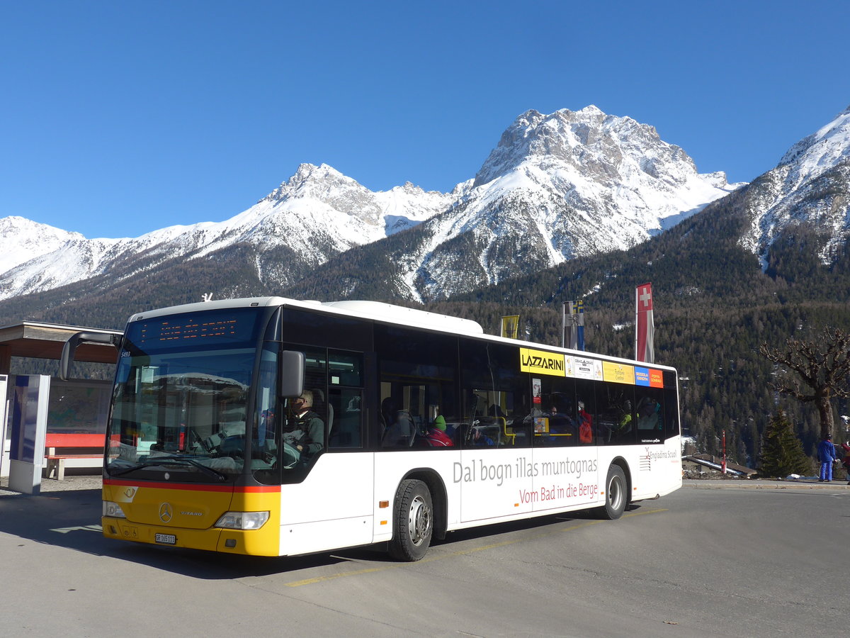 (202'647) - PostAuto Graub�nden - GR 165'111 - Mercedes am 20. M�rz 2019 beim Bahnhof Scuol-Tarasp