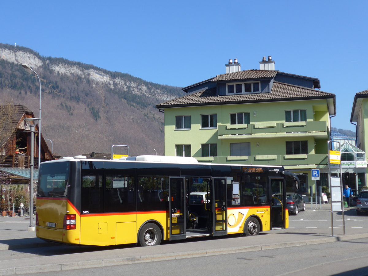 (203'304) - Thepra, Stans - Nr. 15/NW 26'676 - MAN/G�ppel am 30. M�rz 2019 beim Bahnhof Stans