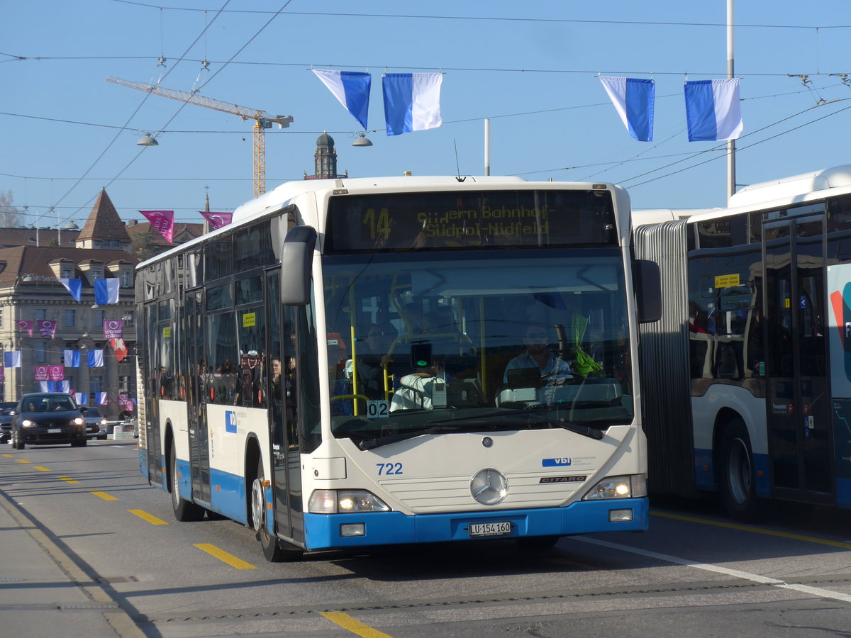 (203'384) - VBL Luzern - Nr. 722/LU 154'160 - Mercedes (ex Heggli, Kriens Nr. 722) am 30. M�rz 2019 in Luzern, Bahnhofbr�cke
