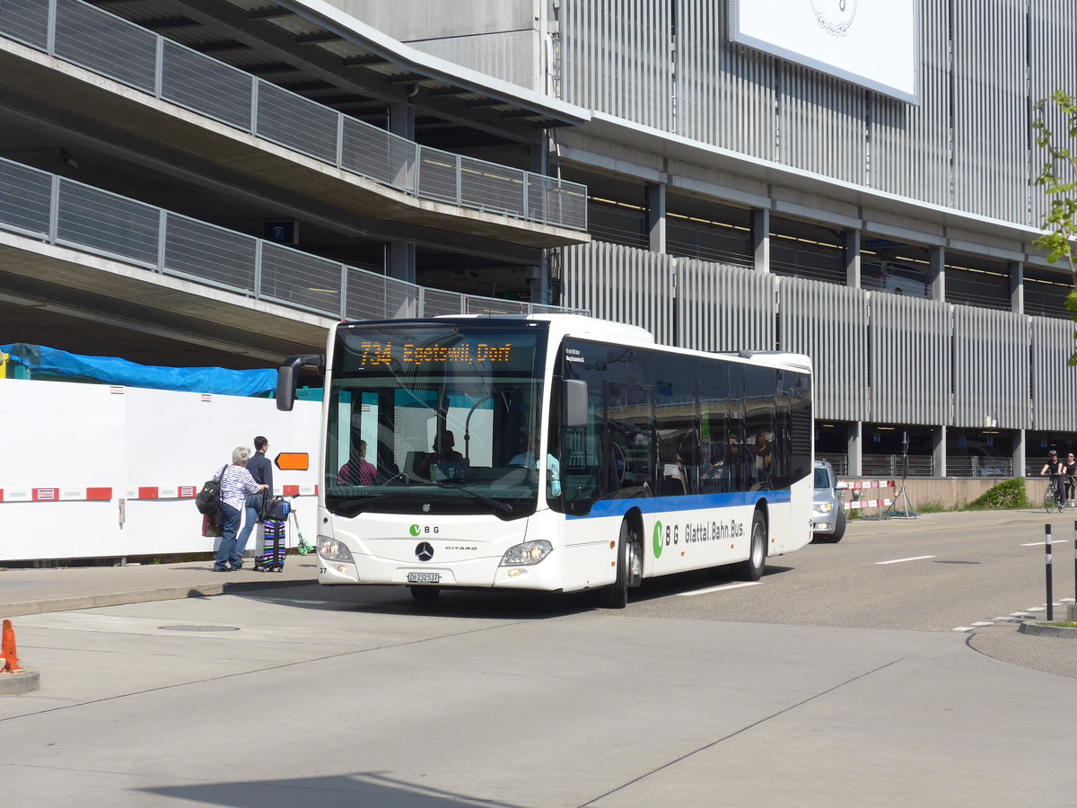 (203'820) - Maag, Kloten - Nr. 37/ZH 232'537 - Mercedes am 19. April 2019 in Z�rich, Flughafen