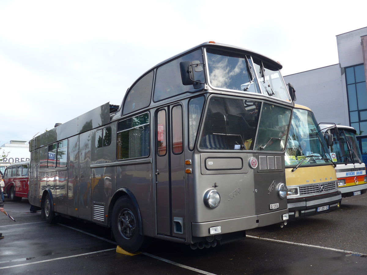 (204'436) - Aus der Schweiz: Schneider, Schmerikon - SG 13'934 - FBW/T�scher Hochlenker (ex Basler, Hofstetten; ex VBZ Z�rich Nr. 244) am 27. April 2019 in Haguenau, Parkplatz