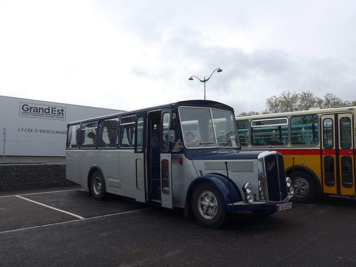 (204'518) - Aus Deutschland: Sch�ttler, Netphen - SI 0727 - Saurer/R&J (ex Braun, M�nster; ex M�ller, Neum�nster; ex Sol�r+Fontana, CH-Ilanz Nr. 14; ex Christell, CH-Falera) am 28. April 2019 in Haguenau, Parkplatz