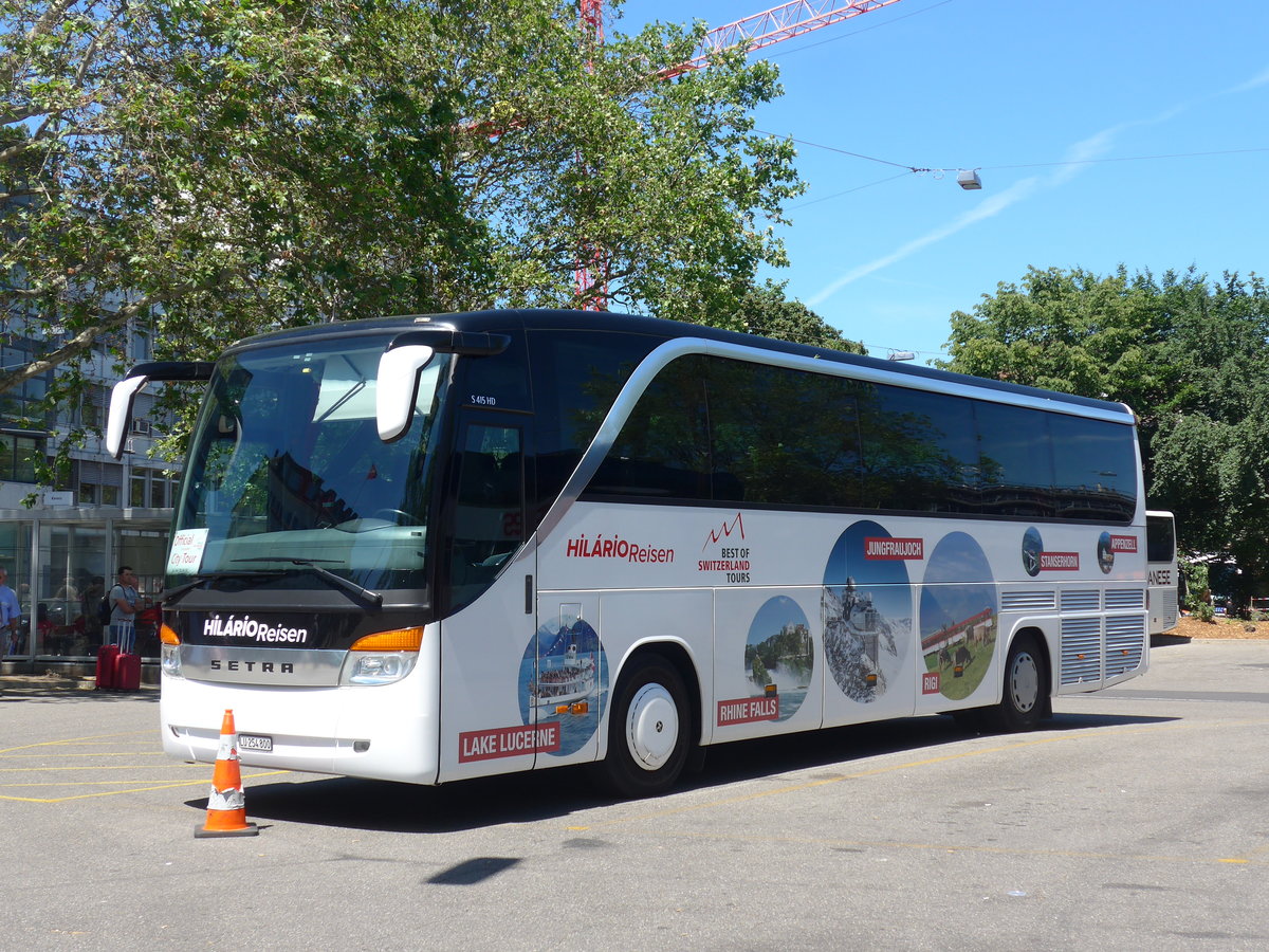 (205'910) - Hil�rio, Sch�tz - LU 254'800 - Setra (ex Marti, Kallnach) am 8. Juni 2019 in Z�rich, Sihlquai
