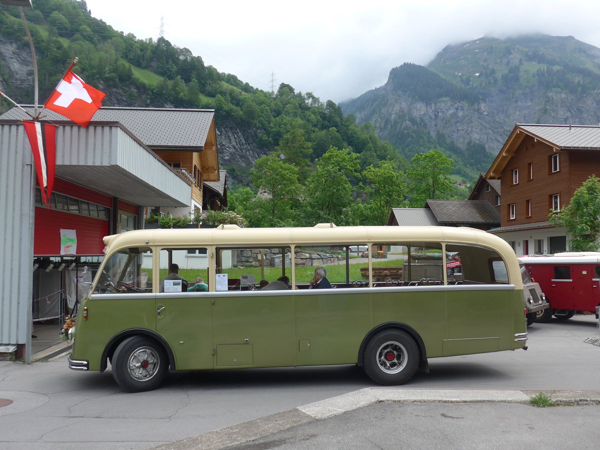 (206'381) - Nostalgieclub, Filzbach - SG 252'661 - FBW/R&J (ex Steiner, Kaltbrunn; ex Gr�nenfelder, Walenstadt) am 15. Juni 2019 in Elm, Station