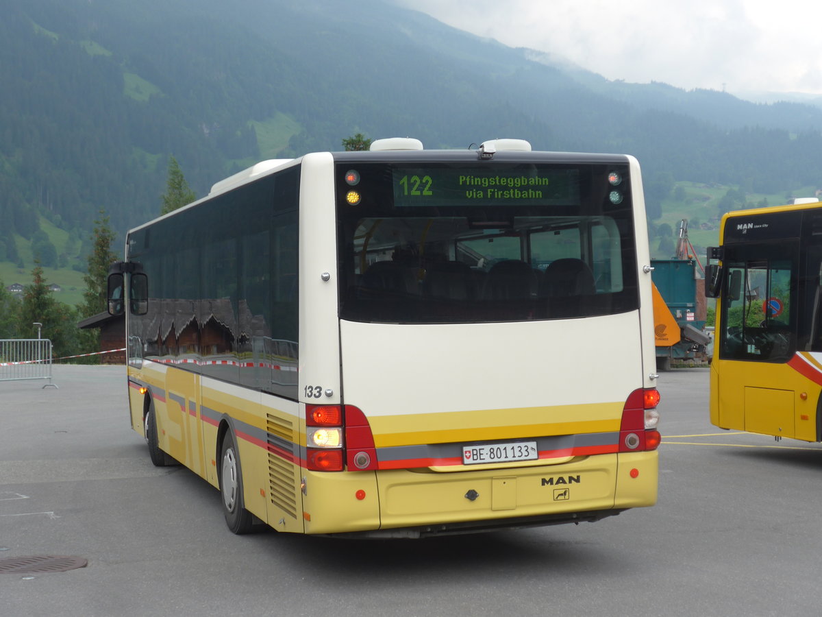 (207'763) - STI Thun - Nr. 133/BE 801'133 - MAN/G�ppel am 9. Juli 2019 beim Bahnhof Grindelwald (Einsatz AVG G.)