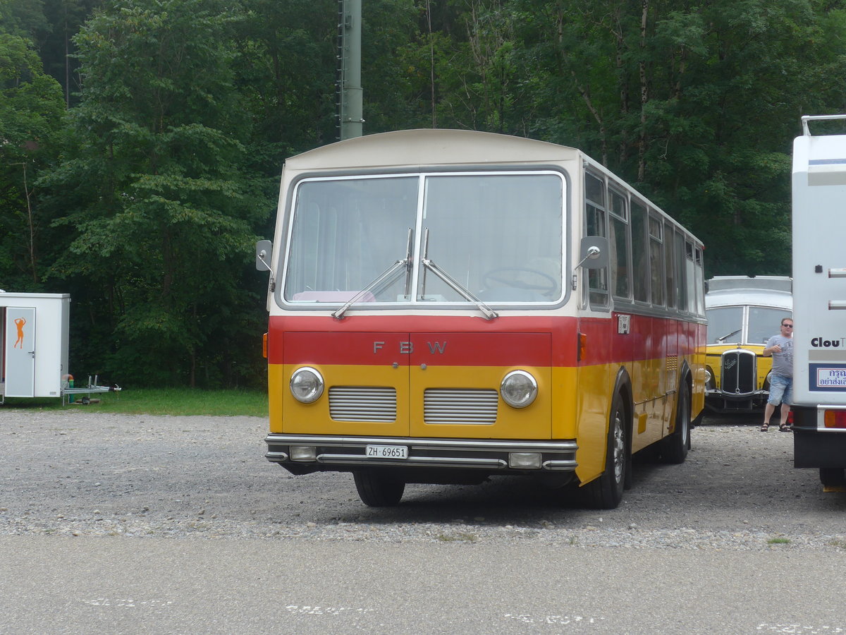 (208'820) - Tr�b, Oberrieden - Nr. 12/ZH 69'651 - FBW/R&J (ex Ryffel, Uster Nr. 12) am 17. August 2019 in Atzm�nnig, Schutt