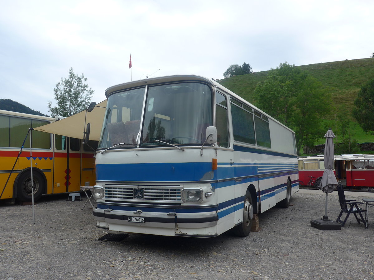 (208'844) - Meier, Dietikon - ZH 576'016 - Setra (ex Geiger, Adelboden Nr. 1; ex Schelbert, Unteriberg) am 17. August 2019 in Atzm�nnig, Schutt