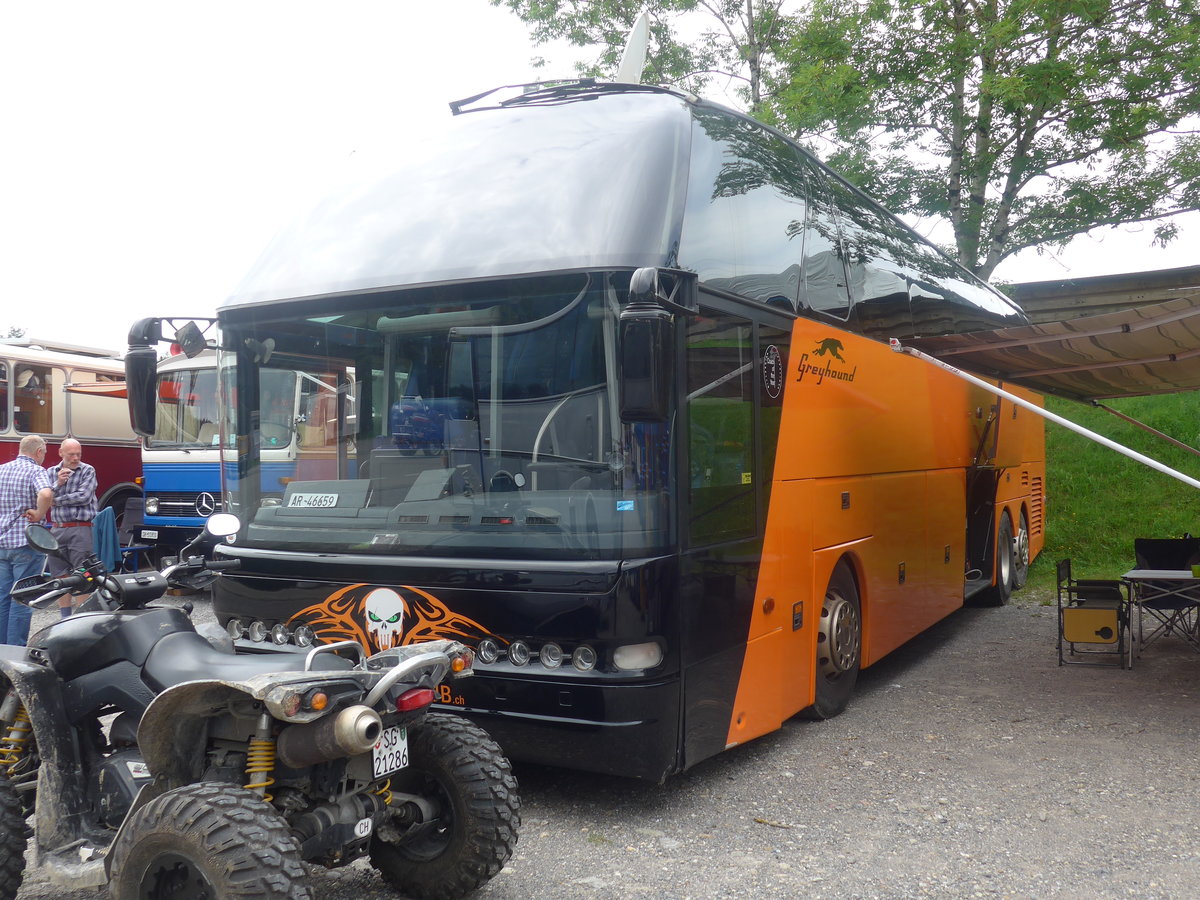 (208'883) - Sollberger, Wittenbach - AR 46'659 - Neoplan am 17. August 2019 in Atzm�nnig, Schutt