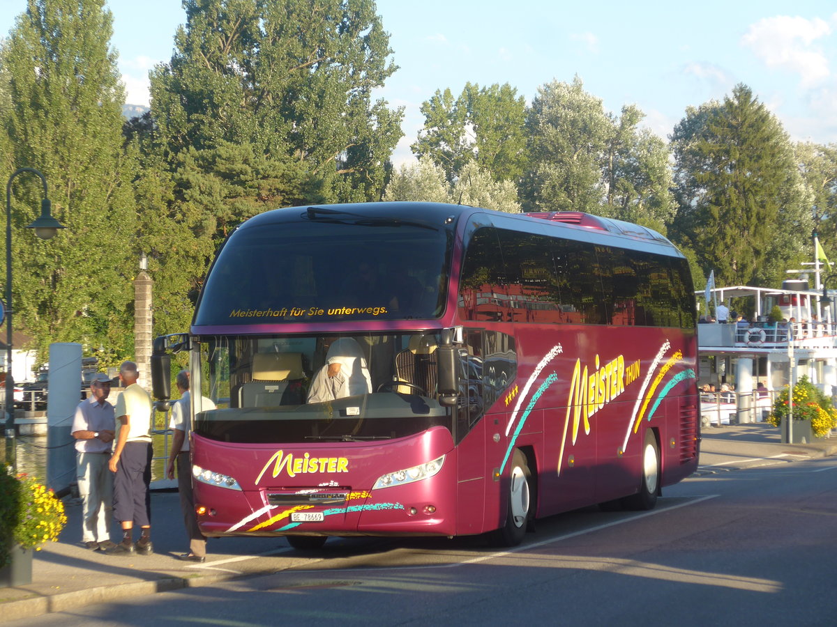 (209'308) - Meister, Thun - BE 78'669 - Neoplan am 4. September 2019 bei der Schiffl�ndte Thun