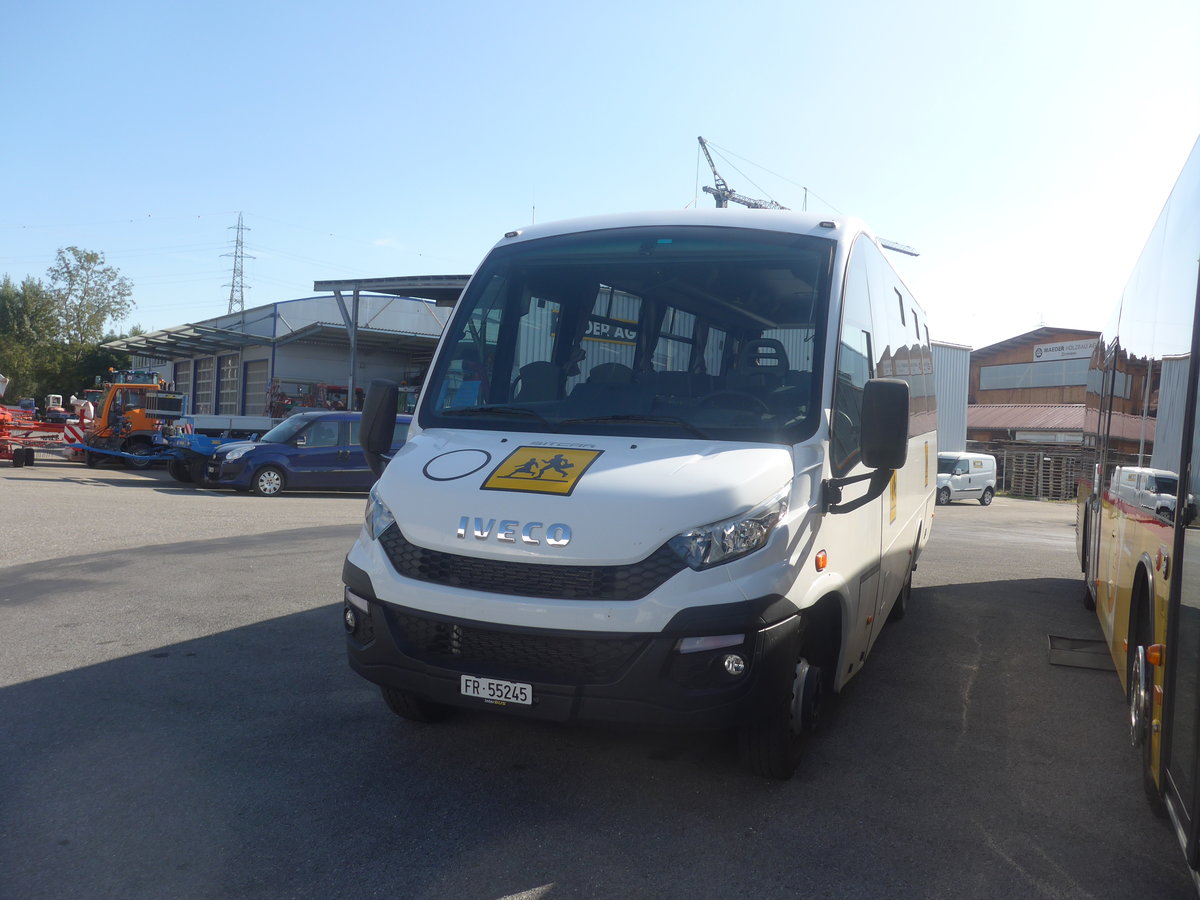(209'700) - Kleibenzett'l, Kleinb�singen - FR 55'245 - Iveco/Sitcar am 15. September 2019 in Kerzers, Interbus