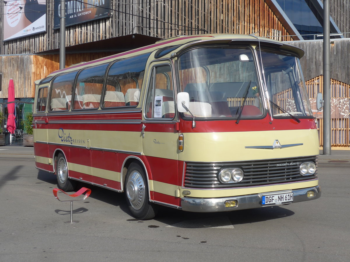 (210'100) - Aus Deutschland: Dietz Reisen - DGF-NH 61H - Neoplan/Auw�rter am 12. Oktober 2019 in Bern, Westside