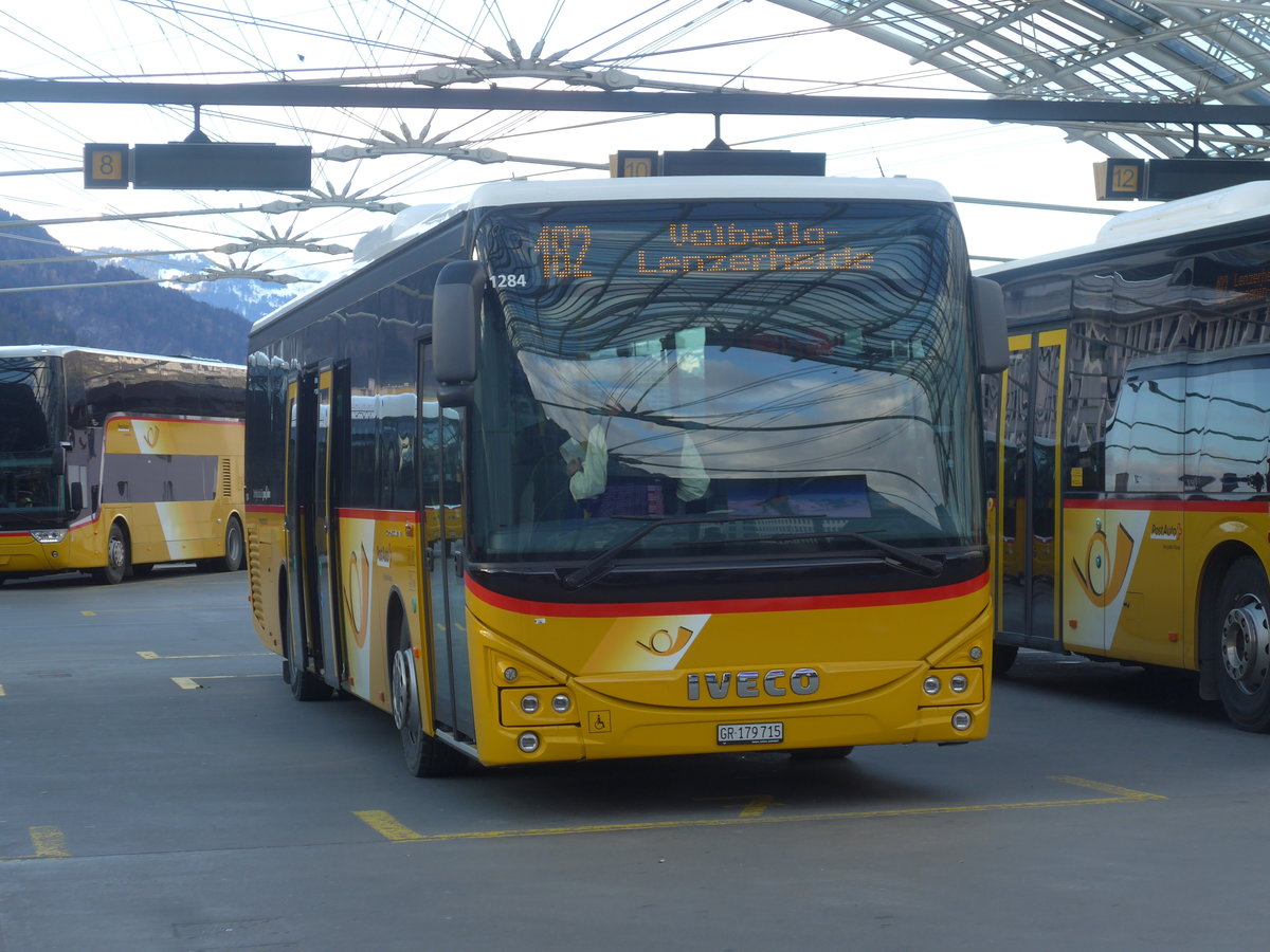 (212'583) - PostAuto Graub�nden - GR 179'715 - Iveco am 7. Dezember 2019 in Chur, Postautostation