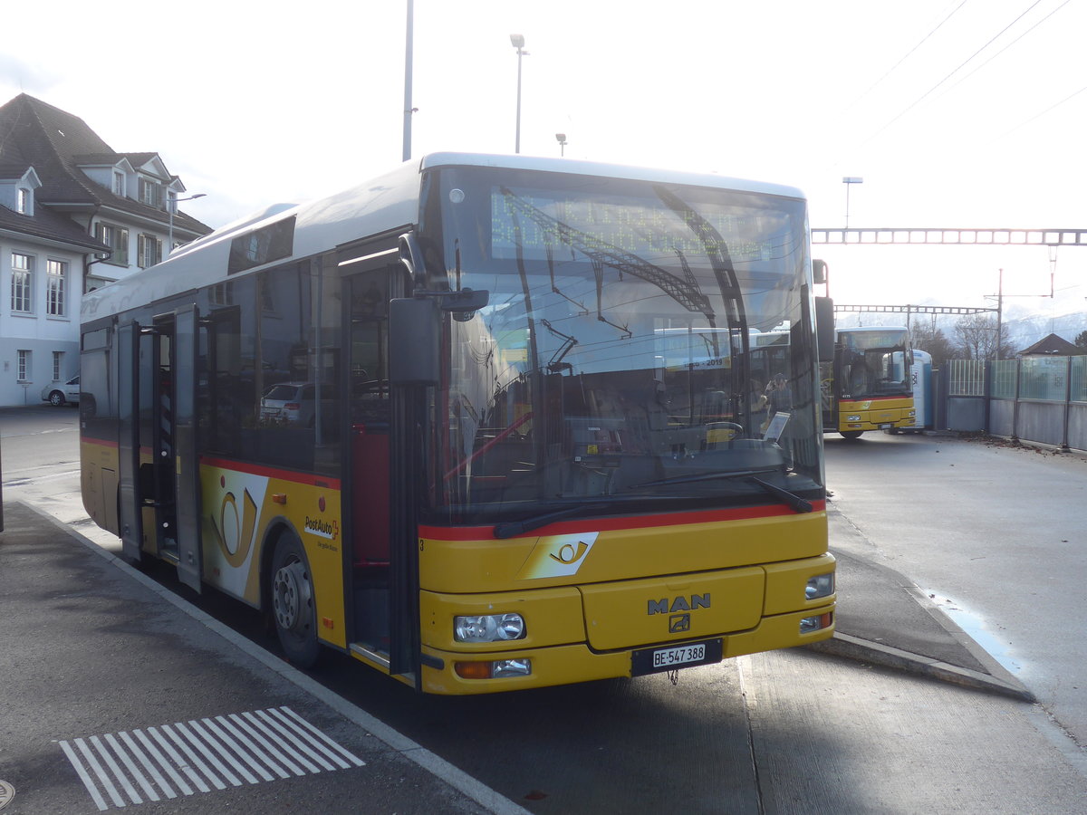 (212'926) - Lengacher, Wichtrach - Nr. 3/BE 547'388 - MAN/G�ppel am 14. Dezember 2019 beim Bahnhof M�nsingen