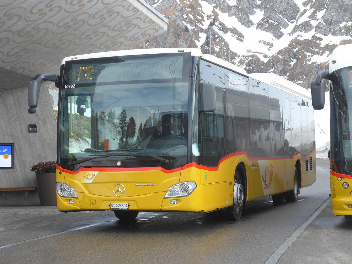 (214'023) - PostAuto Ostschweiz - SG 445'304 - Mercedes am 1. Februar 2020 in Schw�galp, S�ntis-Schwebebahn