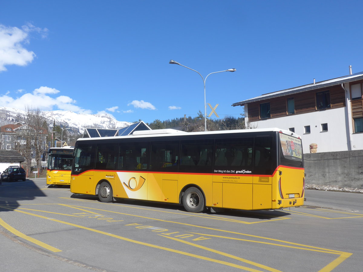 (215'010) - Fontana, Ilanz - Nr. 11/GR 92'716 - Iveco am 1. M�rz 2020 in Laax, Post