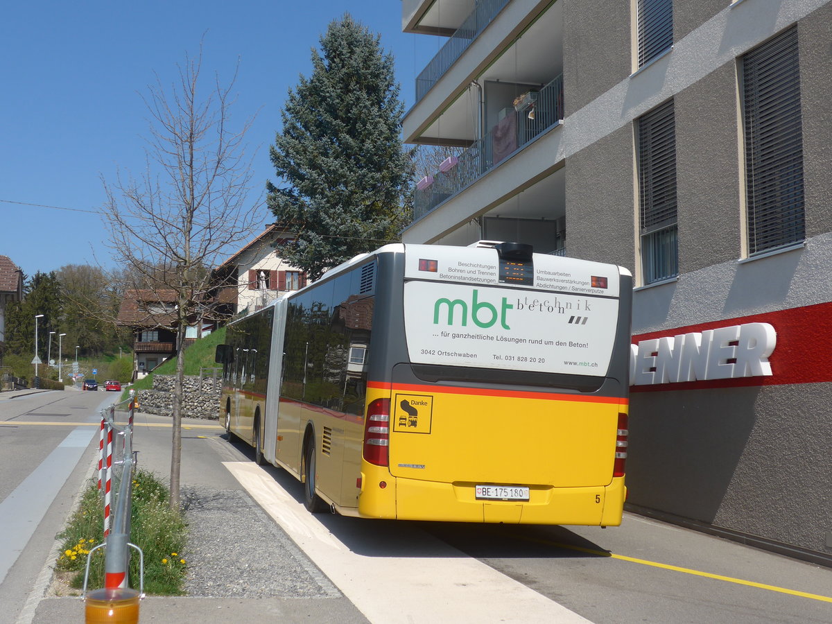 (216'001) - Steiner, Ortschwaben - Nr. 5/BE 175'180 - Mercedes am 11. April 2020 beim Bahnhof Th�rishaus Dorf
