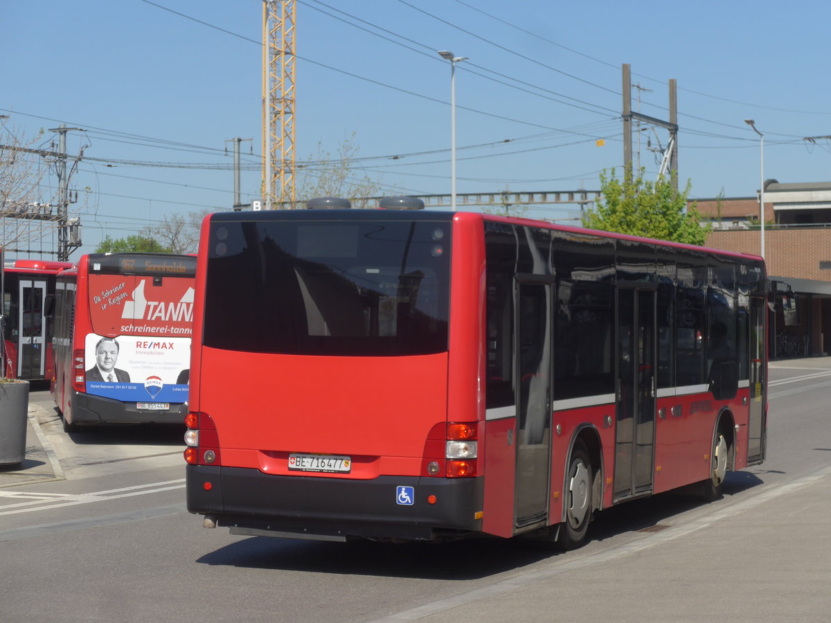 (216'351) - Bernmobil, Bern - Nr. 477/BE 716'477 - MAN/G�ppel (ex Peyer, Niederwangen Nr. 377) am 22. April 2020 beim Bahnhof M�nsingen