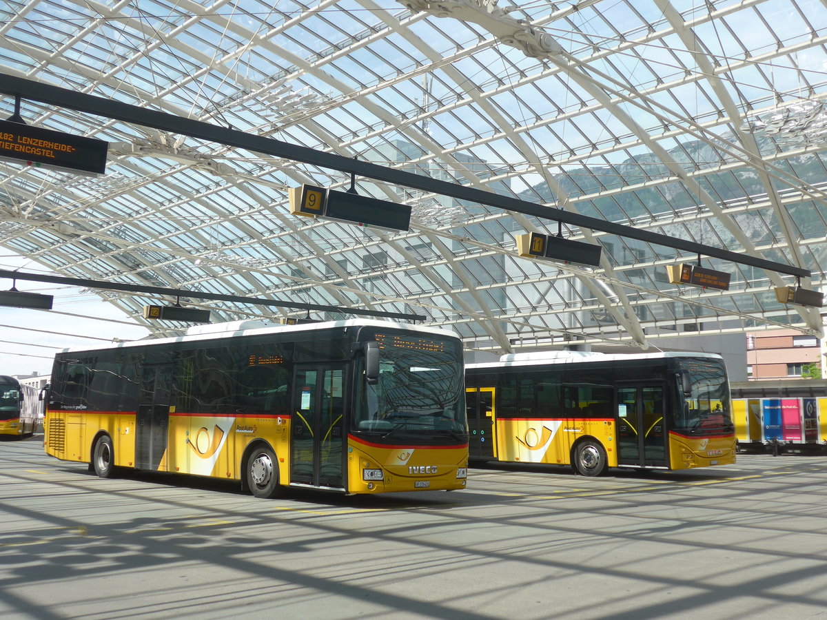(217'208) - PostAuto Graub�nden - GR 170'431 - Iveco am 23. Mai 2020 in Chur, Postautostation