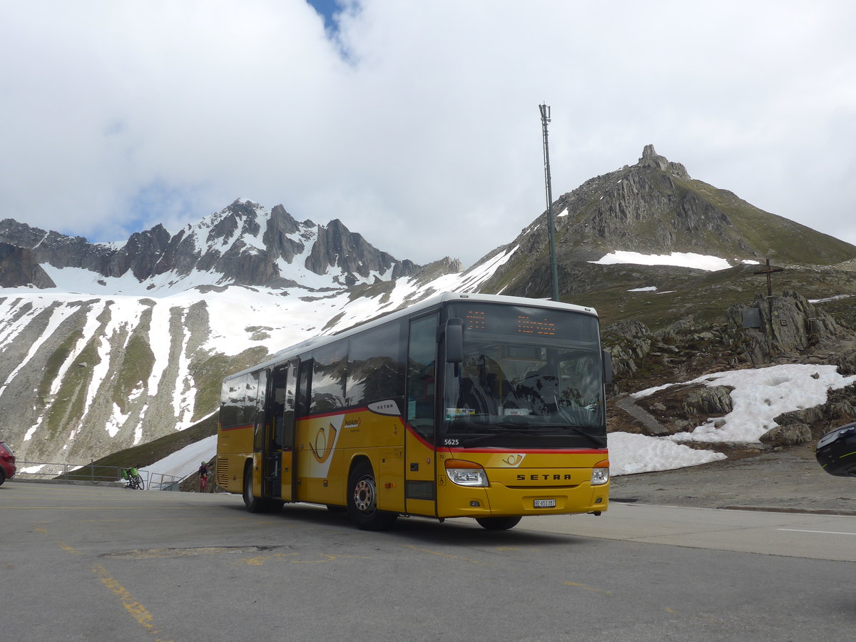 (218'094) - PostAuto Bern - Nr. 70/BE 653'387 - Setra am 21. Juni 2020 in Nufenen, Passh�he