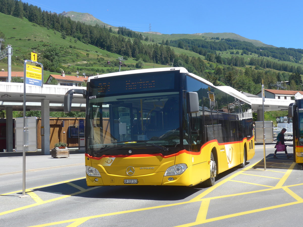 (218'474) - PostAuto Graub�nden - GR 102'343 - Mercedes am 5. Juli 2020 beim Bahnhof Scuol-Tarasp