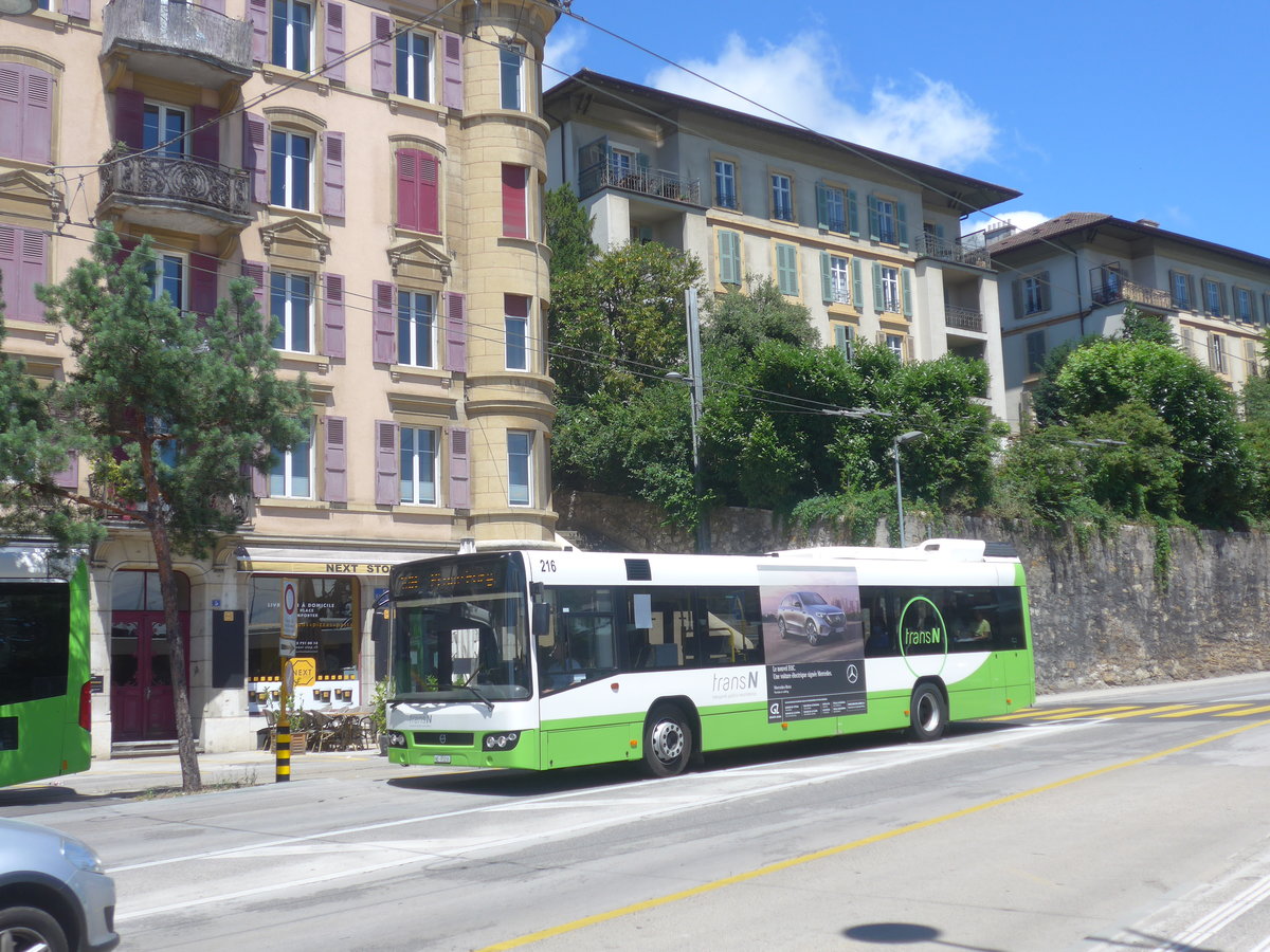(218'535) - transN, La Chaux-de-Fonds - Nr. 216/NE 93'216 - Volvo (ex TN Neuch�tel Nr. 216) am 6. Juli 2020 beim Bahnhof Neuch�tel