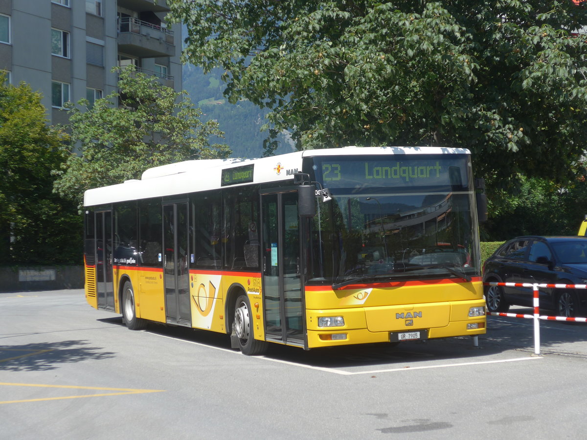 (218'938) - D�nser, Trimmis - GR 7905 - MAN am 20. Juli 2020 beim Bahnhof Landquart