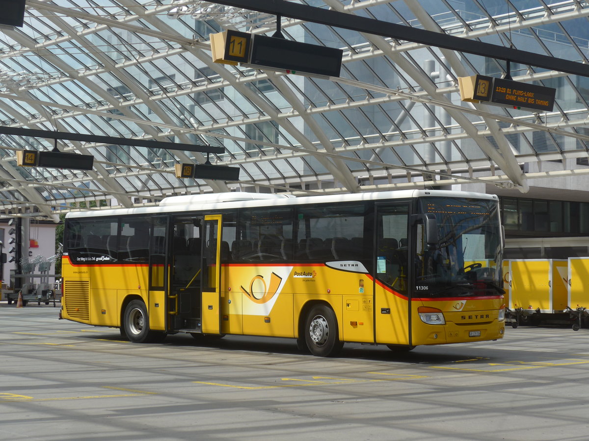 (219'795) - PostAuto Graub�nden - GR 179'706 - Iveco am 16. August 2020 in Chur, Postautostation