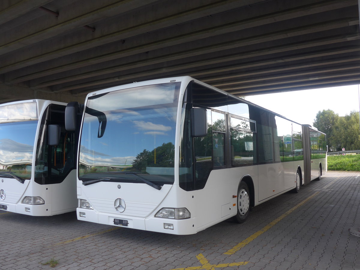 (220'027) - Interbus, Yverdon - Nr. 211 - Mercedes (ex BVB Basel Nr. 792; ex VZO Gr�ningen Nr. 24) am 23. August 2020 in Kerzers, Murtenstrasse
