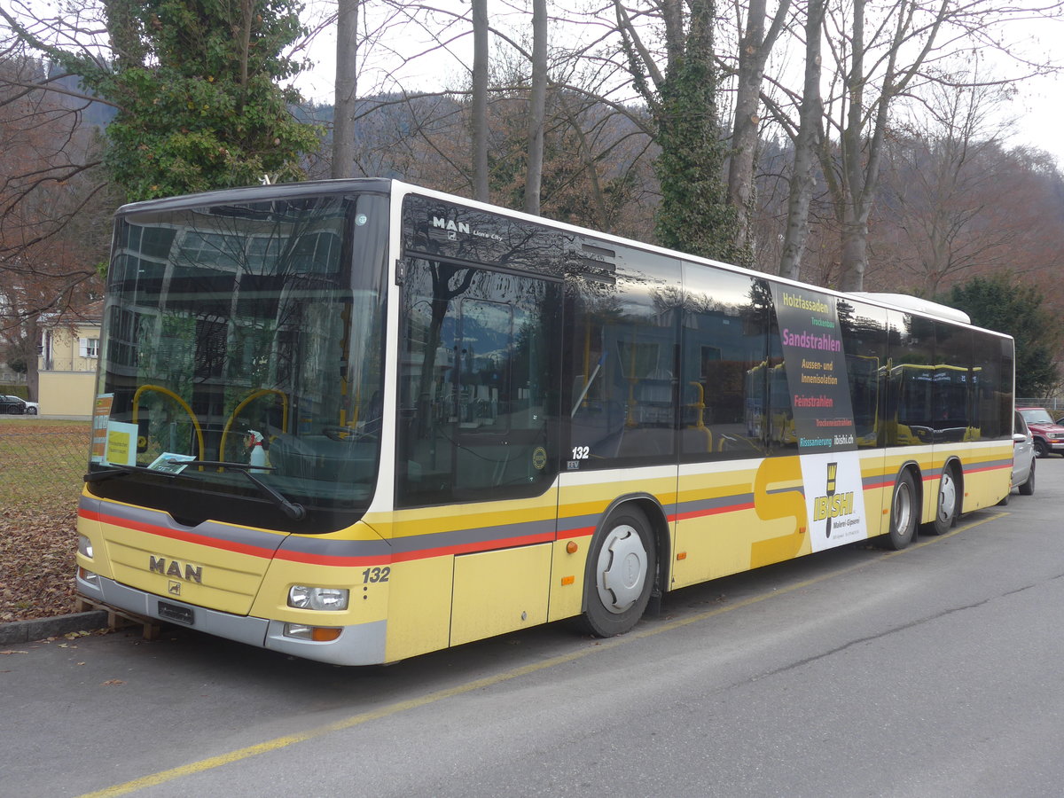 (223'050) - STI Thun - Nr. 132 - MAN am 20. Dezember 2020 bei der Schiffl�ndte Thun