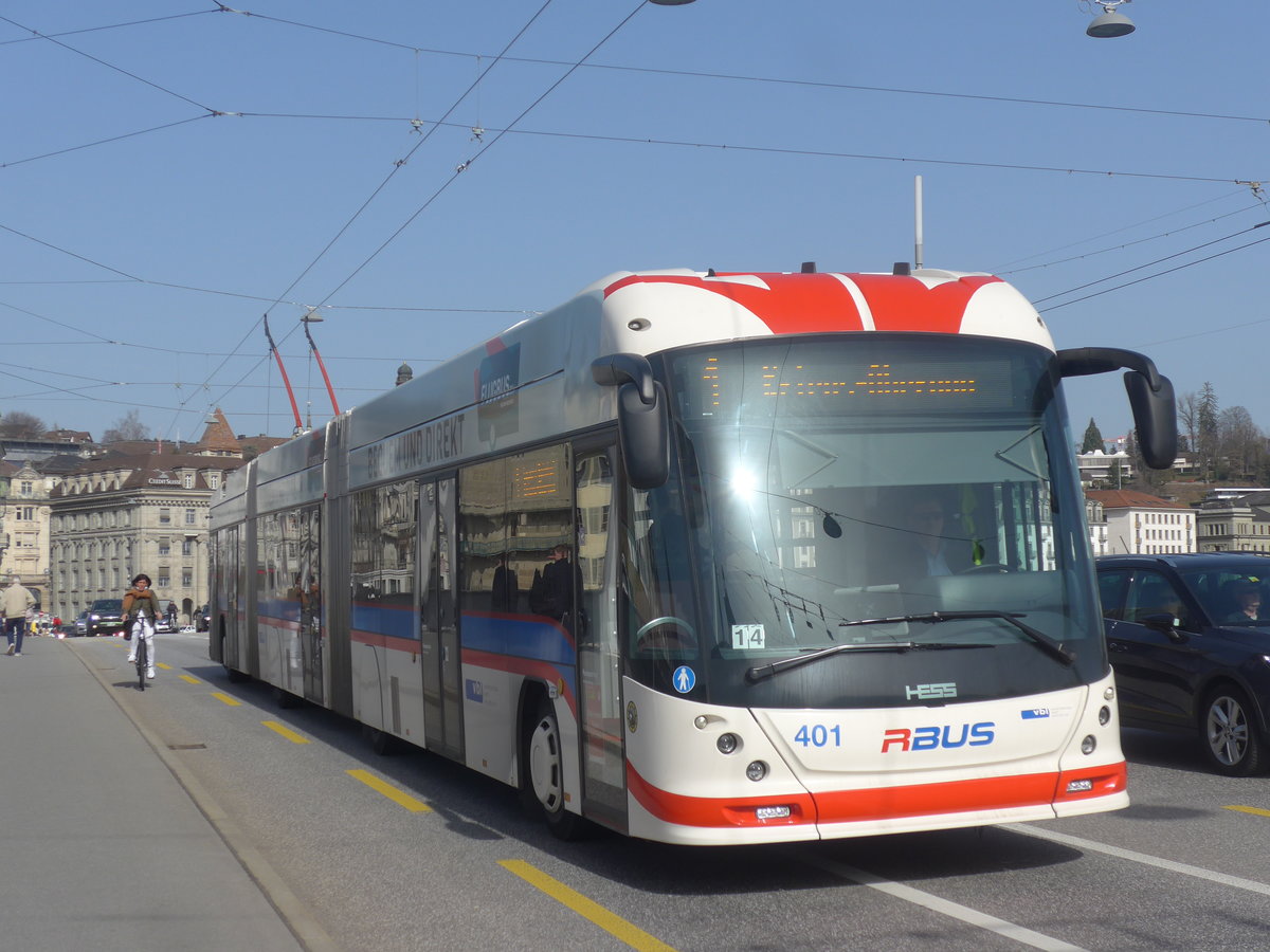 (223'787) - VBL Luzern - Nr. 401 - Hess/Hess Doppelgelenktrolleybus am 26. Februar 2021 in Luzern, Bahnhofbr�cke
