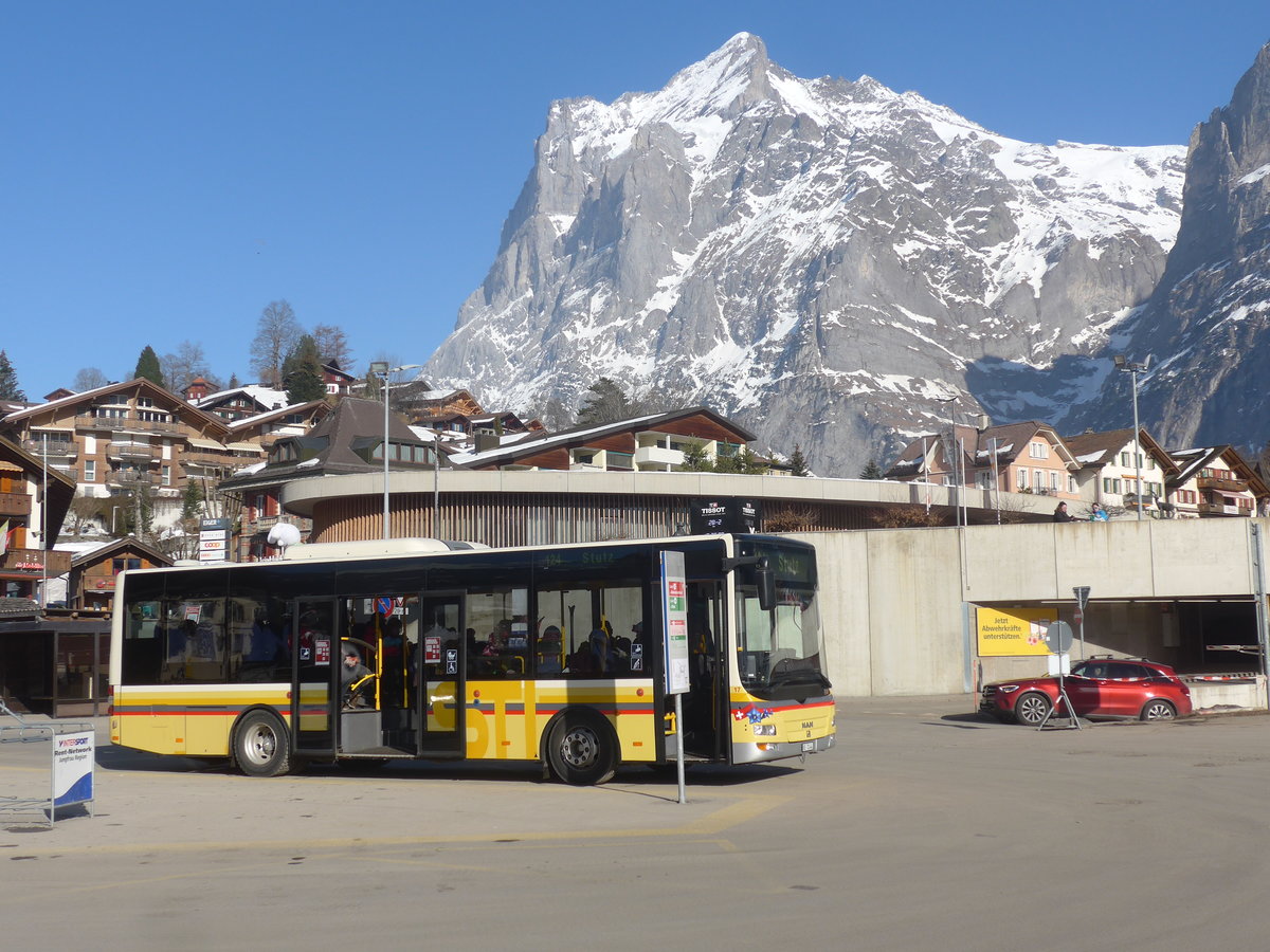 (223'895) - Grindelwaldbus, Grindelwald - Nr. 17/BE 72'444 - MAN/G�ppel (ex STI Thun Nr. 133) am 28. Februar 2021 beim Bahnhof Grindelwald
