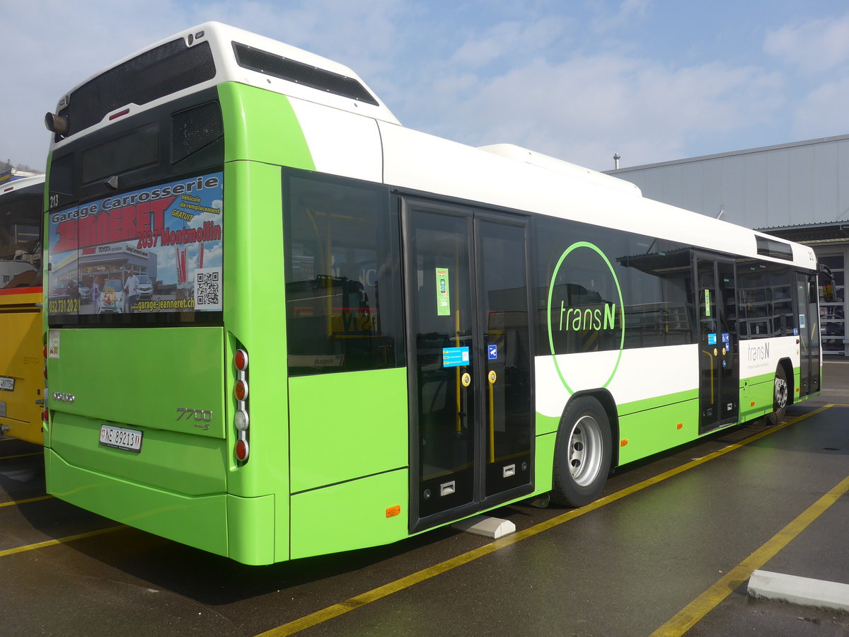 (224'016) - transN, La Chaux-de-Fonds - Nr. 213/NE 89'213 - Volvo (ex TN Neuch�tel Nr. 213) am 7. M�rz 2021 in Cornaux, Truck Center