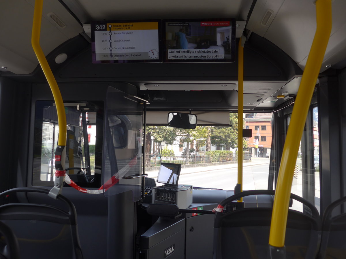 (224'070) - PostAuto Zentralschweiz - Nr. 14/OW 22'255 - VDL am 13. M�rz 2021 beim Bahnhof Sarnen (Innenaufnahme)
