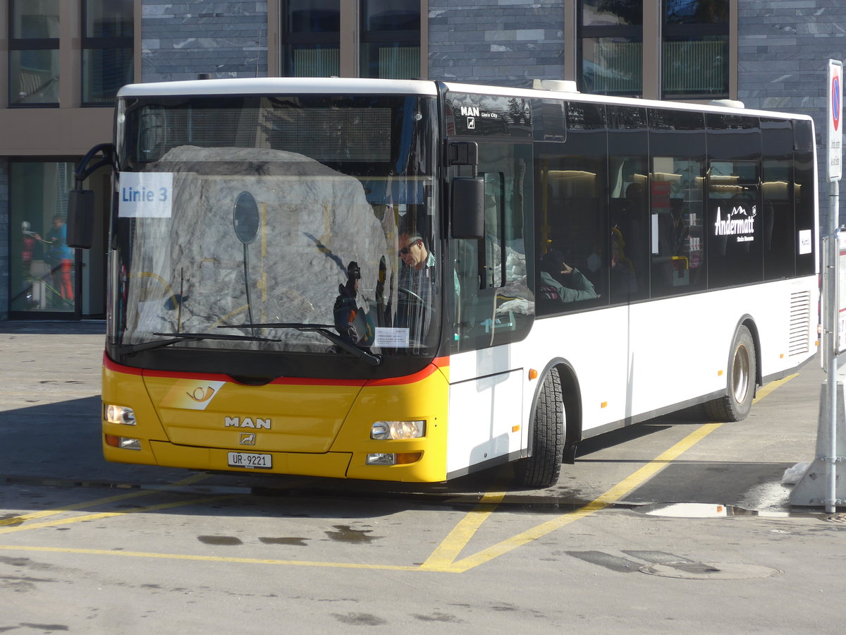 (224'537) - Mattli, Wassen - UR 9221 - MAN/G�ppel (ex Lengacher, Wichtrach Nr. 6) am 28. M�rz 2021 in Andermatt, Bahnhofplatz