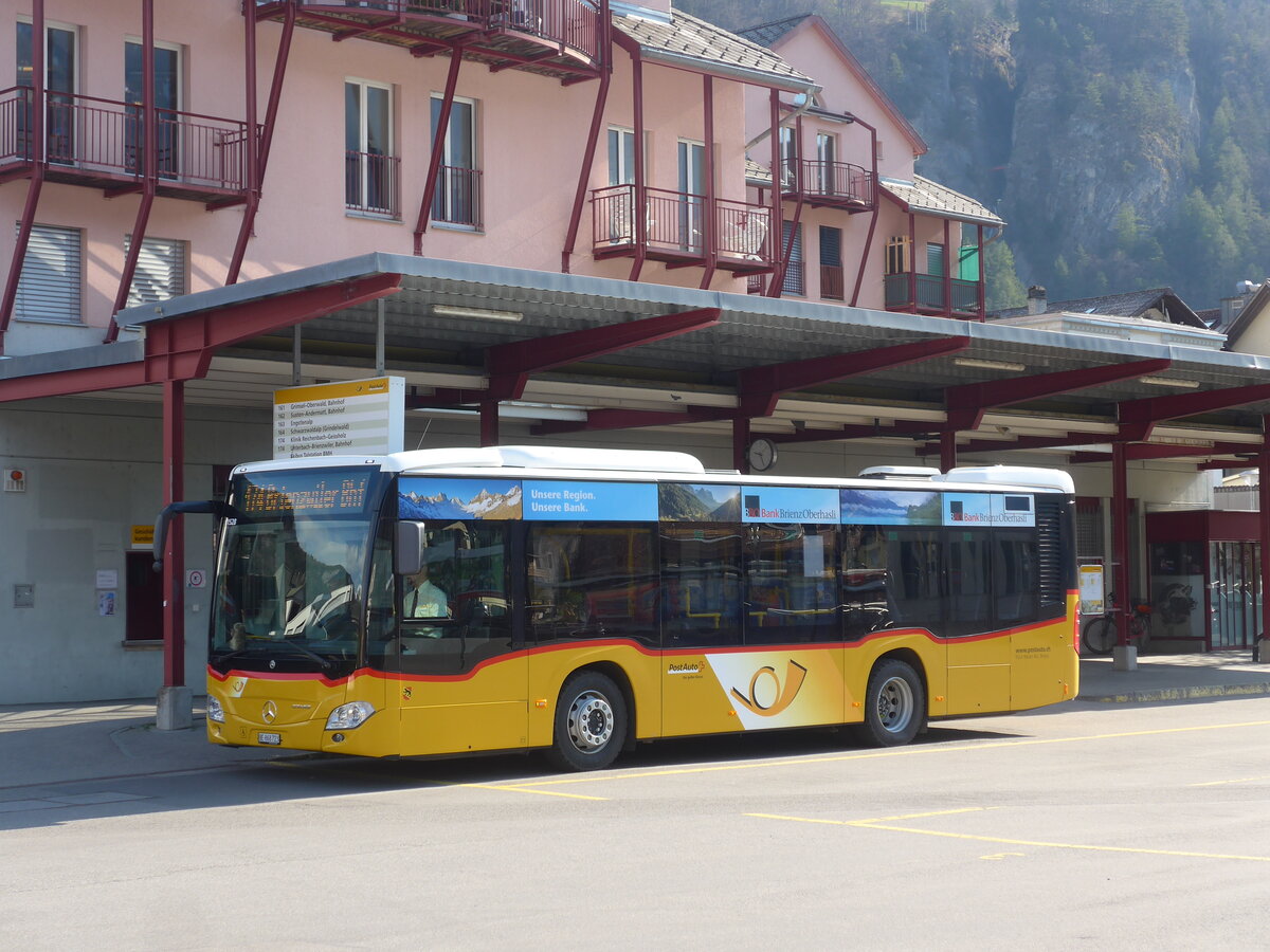 (225'184) - Fl�ck, Brienz - Nr. 23/BE 868'723 - Mercedes am 21. April 2021 in Meiringen, Postautostation
