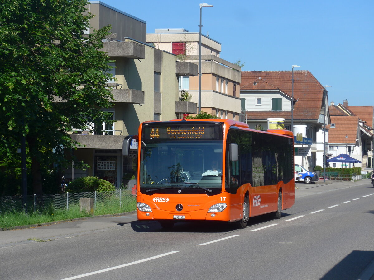 (225'850) - RBS Worblaufen - Nr. 17/BE 467'417 - Mercedes am 13. Juni 2021 beim Bahnhof G�mligen