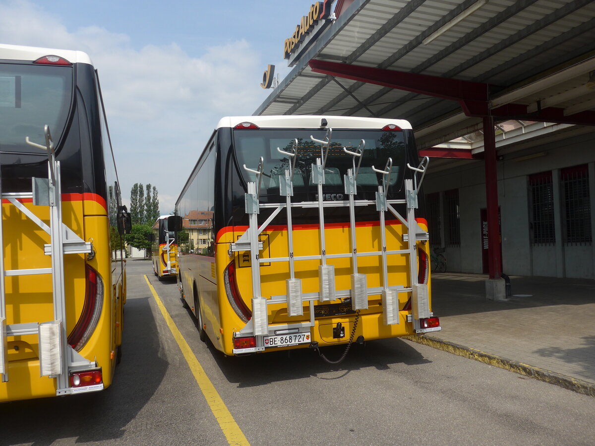 (226'702) - Fl�ck, Brienz - Nr. 27/BE 868'727 - Iveco am 24. Juli 2021 in Meiringen, Postautostation