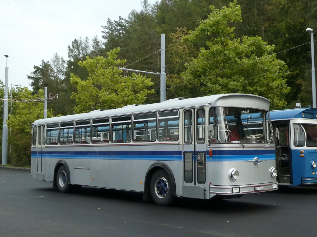 (228'387) - Borer, Neuhausen - SH 19'684 - Saurer/T�scher (ex Sch�ttler, D-K�ln; ex Braun, D-M�nster; ex Schmid, Hemishofen; ex Br�tsch, B�ttenhard; ex ASS Schleitheim Nr. 8) am 26. September 2021 in Schaffhausen, Depot VBSH